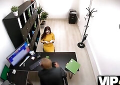 VIP4K. Mia Evans crave a fresh apartment? Entice the loan officer then!