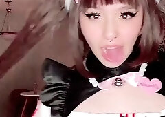 Brunette Solo Webcam Masturbation