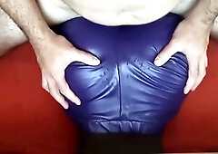 Shooting loads on a leather backside