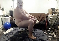 Hump, white, open up