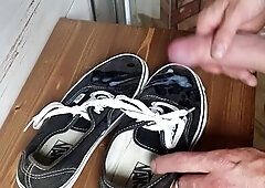Cum on Vans