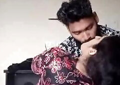 Horny Indian Girl Shows and Fucking
