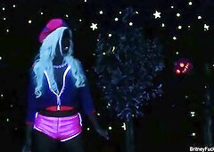 Golden-haired chicks Britney Amber and Kimber James play with a pink toy