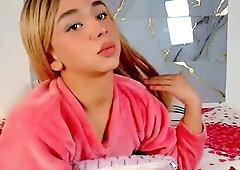 Sexy Amateur 18 Blond Teen First Time Webcam
