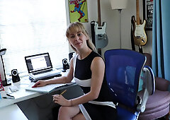 Cherie Deville In Teacher Ignore Fuck
