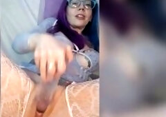 Private evening with Miss. E exploring her cunt