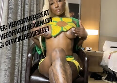 Thee Heaven Lee Goes Nuts Of: Theeofficialheavenlee1