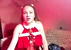New Year's surprise with a sexy costume and a wet pussy ready to celebrate