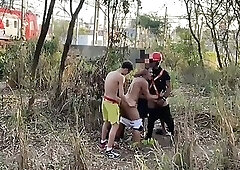 FUI NO PARQUE COLETAR CAGAR DE BOYS DESCONHECIDOS