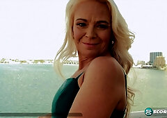 Meet Jynn, Alby Daors Best Friend