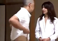 02395,A good woman is in full sex appeal!