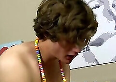 Sweet twinks Colby and Zach having steamy bareback sex