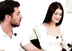 Hidden Dreams Chapter 1: Podcast Presenter Jolee Love Seduces Sophie Weber Into Lesbo Belt On Play GP3380