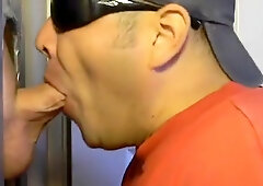 35 YR OLD HOT STRAIGHT COP COMES TO GLORYHOLE FOR HOOVER