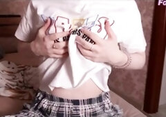 Modest brunette Violetpurplefoxy enjoys some solo fun until she orgasms