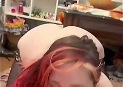 Real streetwalker takes a facial after that babe brings her customer back to her abode during the time that her boyfriend is at work