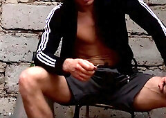 Russisk fange lærer at suge en homoseksuel nybegynder i fængsel / Filthy Chat / Wordy ydmygelse