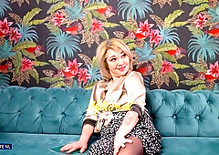 Mature Viki Ray Gets Double Penetrated In A Threesome With Her Stepson And His Best Friend