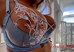 Blonde Jenna Starr Gags on Dredds Massive Cock