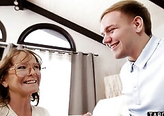 Granny Cyndi Sinclair screws stepcousin her boyfriend jointly with her black nurse GoGo FukMe