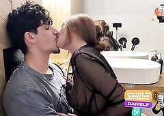 Hawt Sex of a Real Pair in the Bath Ended with a Spunk fountain on Her Bazookas