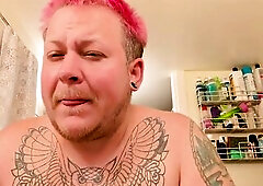 I like when people see me do things. Please jerk off your shlong or finger bang your snatch during the time that u see. Pretend when I spit that I