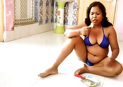 Huge Boobs - Indian Housewife