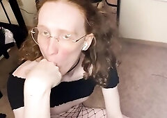 Alt Redhead Shemale Has to Get Creative and Screws Her Own Face