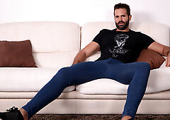 Skinny twink lets stepdad fulfill his dirty anal desires in restless positions