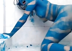 AVATAR TEEN MASTURBATES SNATCH WITH TOY