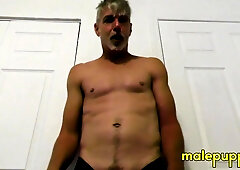 You have no idea what will happen when getting invited by Richard Lennox for some man rod joy
