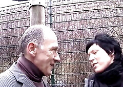 We are pleased and proud to present to you in a world exclusive the fantastic German Amateur scenes from Muschi Movie. Real Swinger couples, real Wive