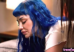 Big butt mommy banged by steamy shemales