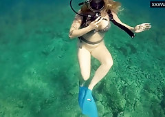 Hottest Underwater Sea Erotics Of Kasandra Lufi