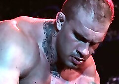 Devin Franco gets buttfucked by muscular Bodybuilder