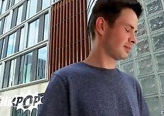 Stranger Offers Guy Money To Pay For His Parking Ticket So They Take Off For Some Privacy