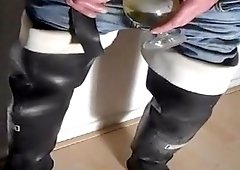 nlboots - piss (in the end)