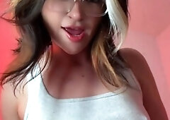 PeachJars Enjoys Riding On Her Sex Machine Onlyfans Video