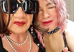 Pee slut crossdresser