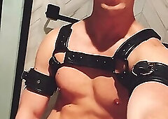 144.4 jerking off in a harness for your pleasure