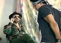 Tres Mexicanos Muy Calientes