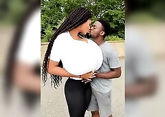 AI BoomGurl making out