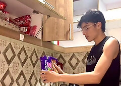 MY MILK WITH THE COWS MILK