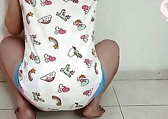 Diapered Trans gal doing Squats whilst Wetting her diaper