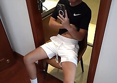 Youngster guy jerks with a bowl