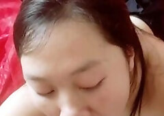Chinese young woman Wang Jiaxue oral sex and cum swallowing 达州市通川区西外附近少妇王加雪偷情口爆吞精视频流出