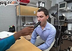Dominant BBC hunk jizzing face of white bottom in the office