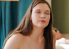 Hot and horny girl Elizabeth T fucking her boyfriend in the morning