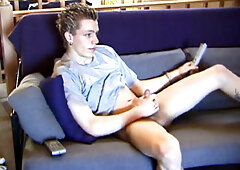 Shane Strokes His Meat