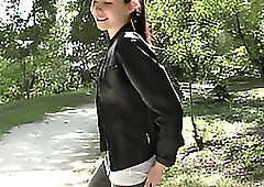 cute 18 years Luna does anal porn casting